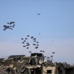 Gaza, almeno 6 morti per spari su persone in attesa aiuti