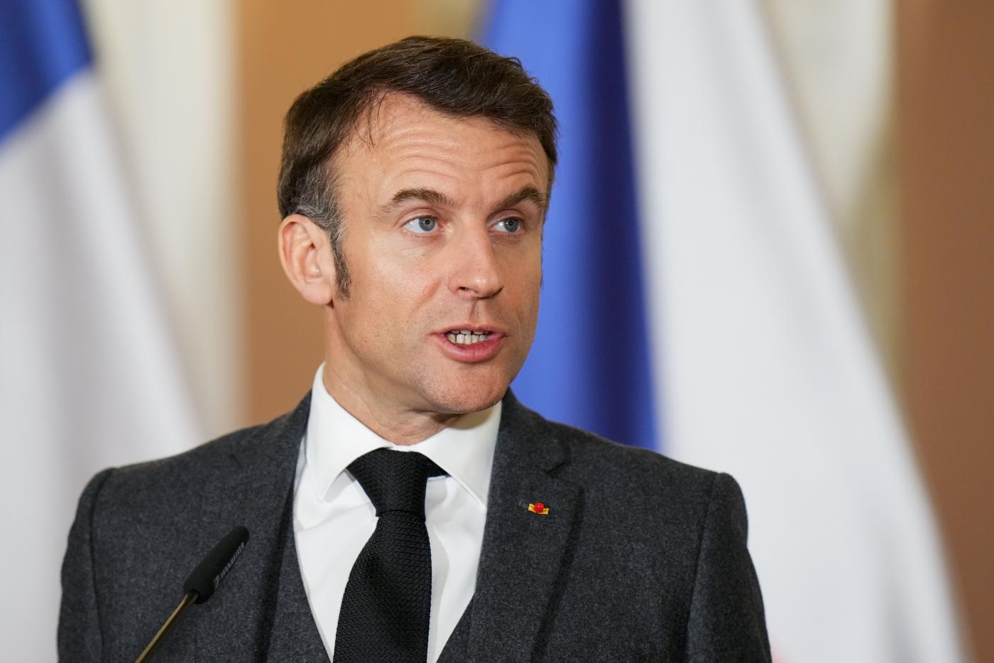 Ucraina, Mosca: “Da Macron folli sogni paranoici su guerra”