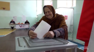 Russia, nei villaggi di montagna in Daghestan si vota a domicilio