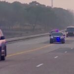 Nord Corea, Kim sull’auto di lusso donata da Putin