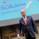 Migranti, Piantedosi: “Ragioniamo se riformulare decreto su cauzione”