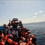 Migranti, in centinaia soccorsi dalla Geo Barents: le immagini