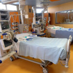 Torino, 13enne incinta del padre e abusata in ospedale: indagata anche la madre