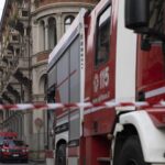 Roma, crolla una casa a Fiumicino: 62enne estratta viva dalle macerie