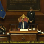 Senato, La Russa: “Studente ha fatto gesto pistola contro Meloni, da condannare”
