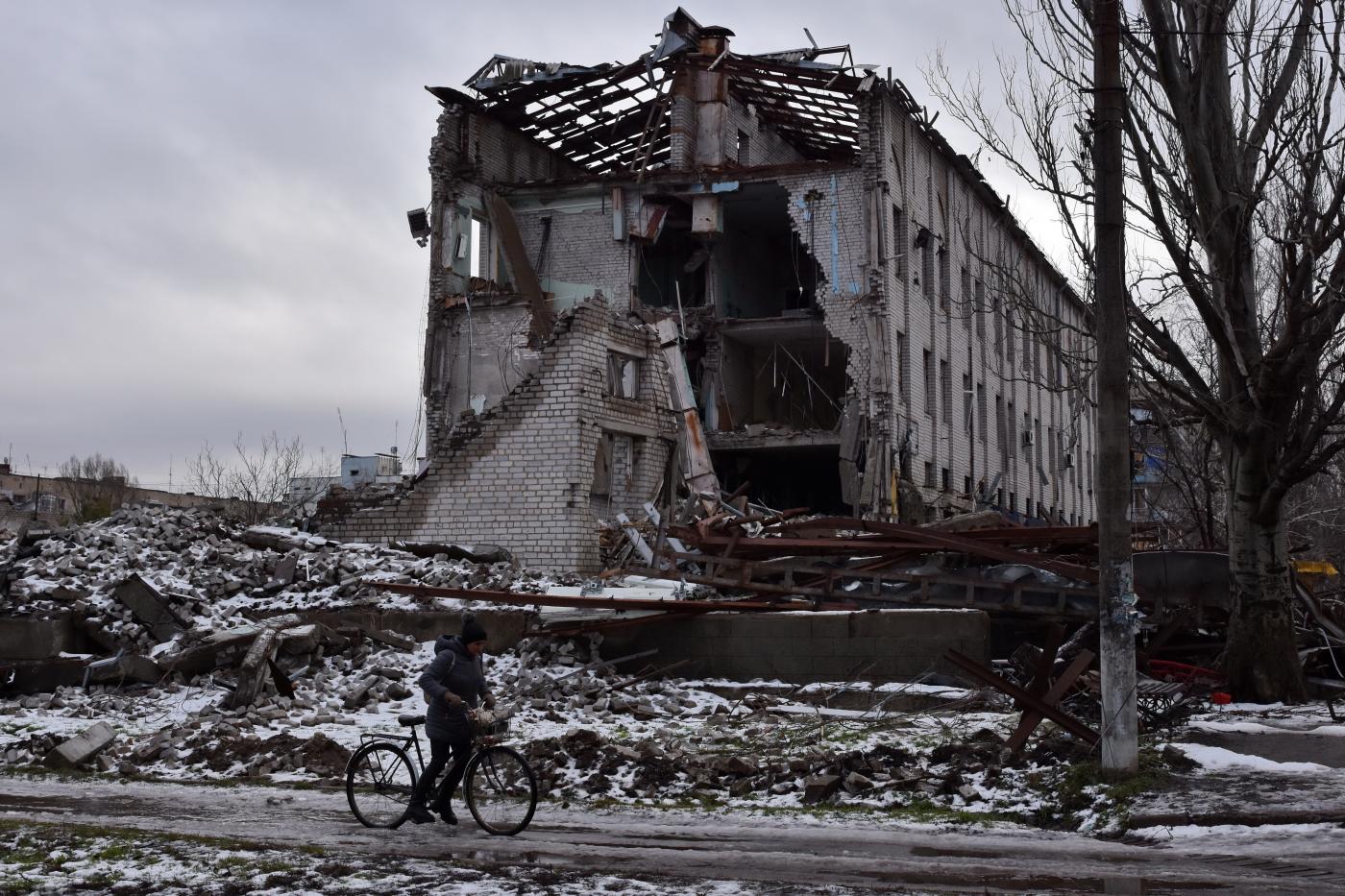 Ucraina, bombe di Kiev su industria russa a Kursk