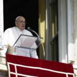 Papa Francesco: “Basta guerra, fare ogni sforzo per negoziare”