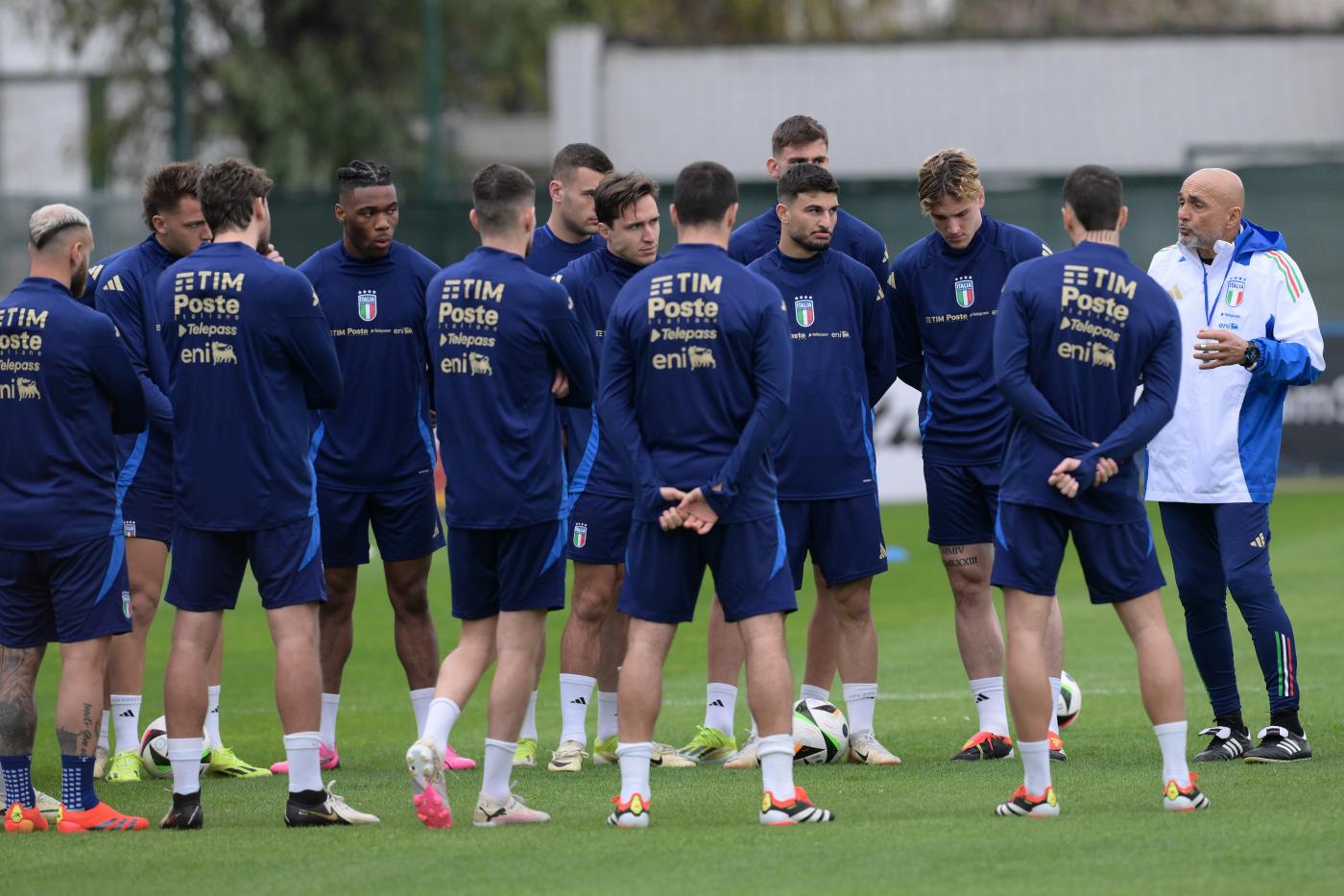 Calcio, primo allenamento per gli Azzurri a Miami e incontro con Sinner