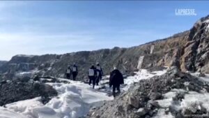 Russia, crolla miniera d’oro: i soccorsi per recuperare i minatori