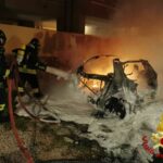 Olbia, nuovo attentato incendiario: a fuoco tre auto