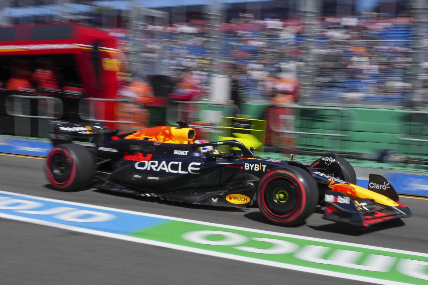 Gp Australia, pole di Verstappen