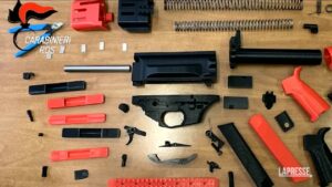 Terrorismo, perquisito 23enne a Pescara: voleva assemblare arma