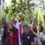 Filippine, in centinaia a processione per Domenica delle Palme