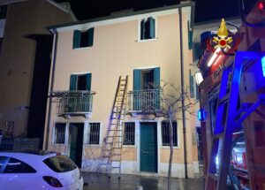 Venezia, incendio nella notte a Chioggia: tre vittime