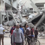 Gaza, almeno 7 morti in raid israeliano in quartiere Rafah: in corso ricerche dispersi