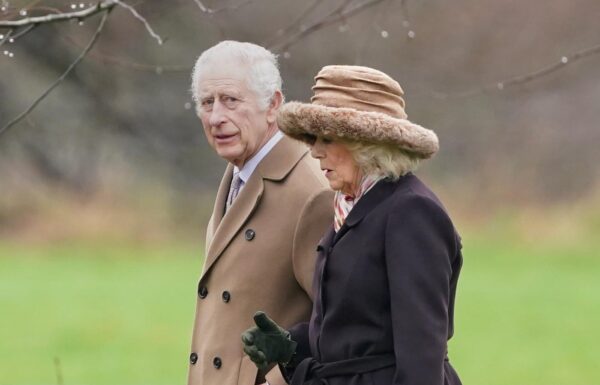 Il re Carlo III e la regina Camilla a messa nella chiesa di St Mary Magdalene a Sandringham nel Norfolk