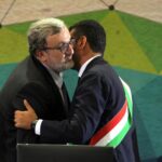 Bufera sulla foto di Decaro con la sorella del boss, il Pd lo blinda