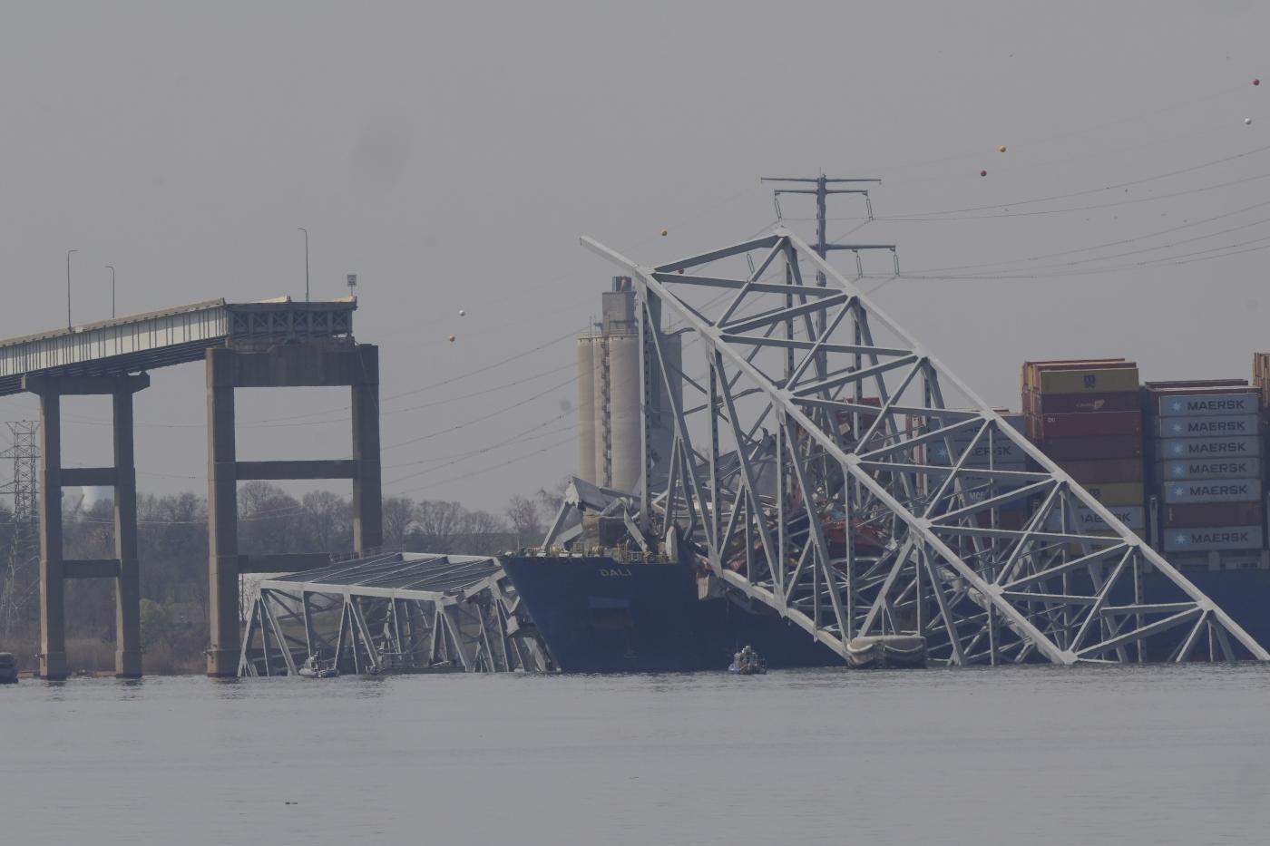 Baltimora, presunti morti gli operai dispersi: ricerche sospese