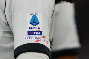 Caso Acerbi, Napoli non indosserà patch antirazzismo della Serie A
