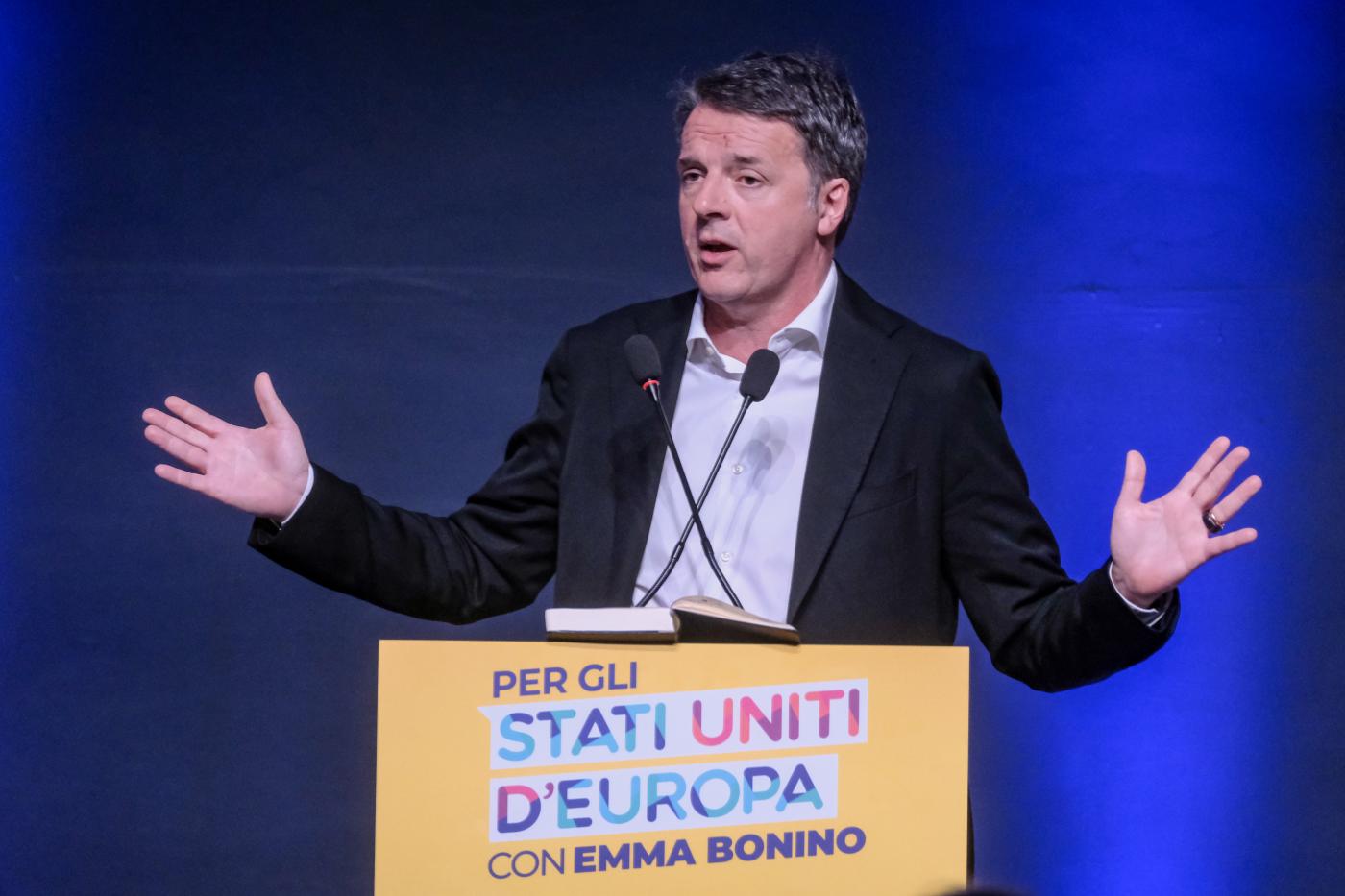 Europee, Renzi: “Sì a lista Stati Uniti d’Europa”