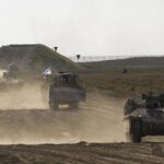 Gaza, truppe israeliane uccidono due palestinesi disarmati. Hamas: “Crimine atroce”