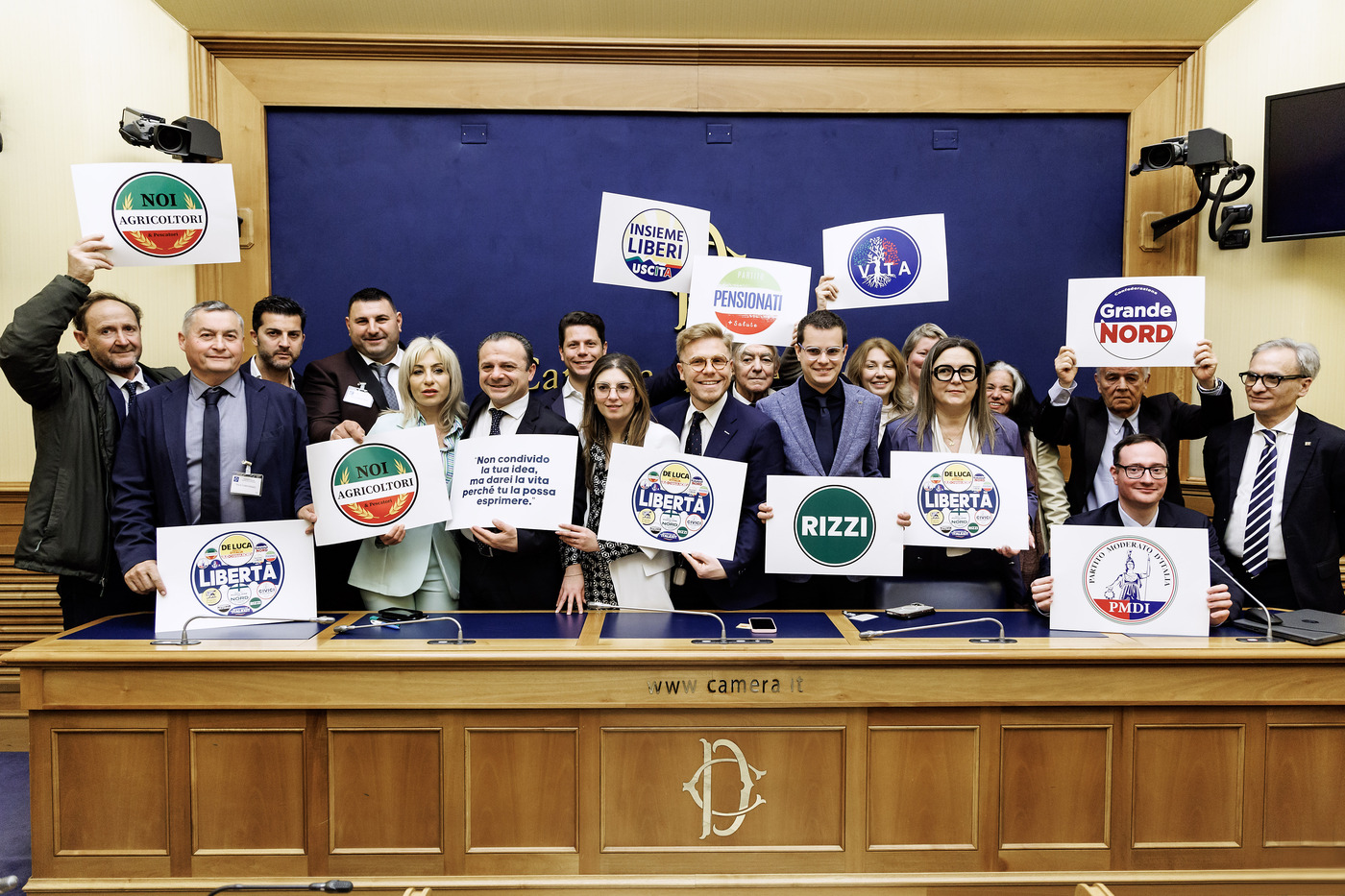 Europee, da ‘Mr. Valleverde’ a Piera Aiello: si allarga lista Cateno De Luca
