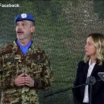 Meloni in visita a soldati italiani in Libano: “Pace si costruisce con deterrenza, non da divano di casa”