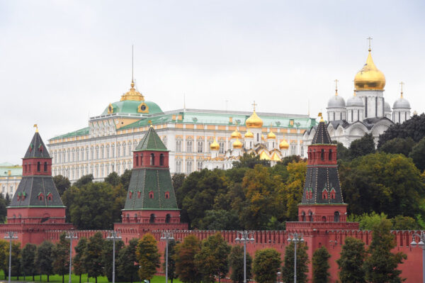 Europee, l’ombra di Mosca sul voto: l’allarme degli 007 di Praga