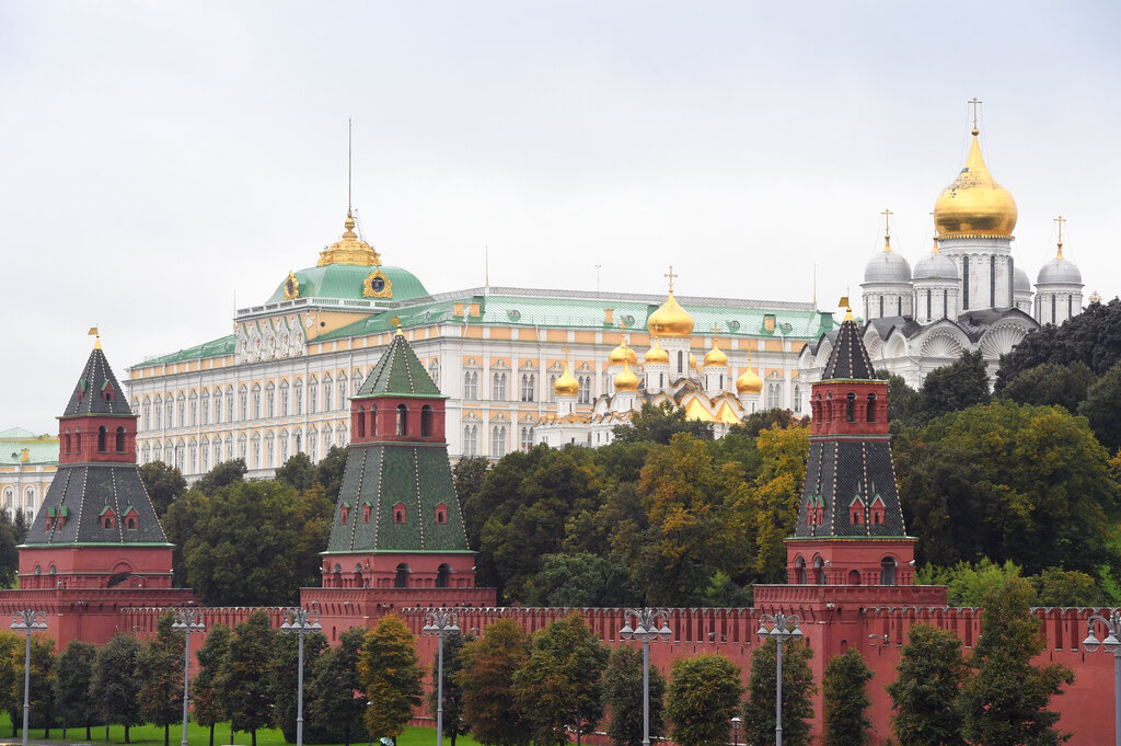Russia-Gran Bretagna, revocato accreditamento a 6 diplomatici britannici