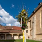 Pasqua, in Alto Adige tra Palmbuschen e la battaglia delle uova