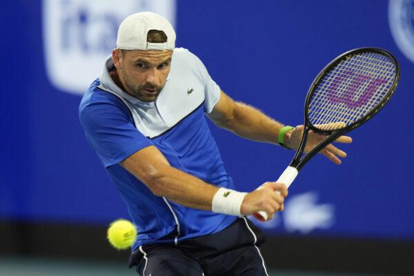 Atp Miami, Dimitrov supera Alcaraz e vola in semifinale contro Zverev