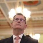 Irlanda del Nord, leader partito unionista si dimette dopo accuse reati sessuali