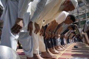 La preghiera del venerdi durante il ramadan nel mondo