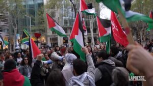 Barcellona, manifestazione per chiedere cessate il fuoco a Gaza