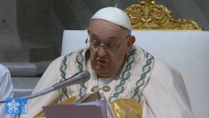 Papa Francesco alla Veglia di Pasqua: “Desideri di pace spezzati dalla crudeltà dell’odio”