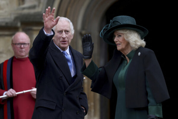Il Re Carlo III e la regina Camilla alla messa di Pasqua nel Castello di Windsor