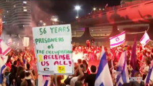 Israele, tensione a manifestazione per ostaggi a Tel Aviv