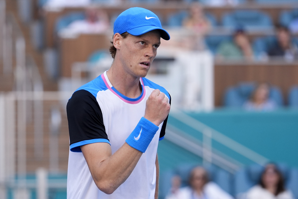 Atp Miami, Sinner trionfa e diventa il numero 2 al mondo Atp Miami, Sinner trionfa e diventa il numero 2 al mondo