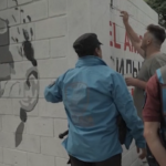 Buenos Aires, artisti tentano di dipingere volto Navalny ma vengono fermati da polizia