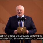 Bielorussia, Lukashenko: “Stiamo preparando i nostri ragazzi alla guerra”