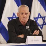 Israele, Gantz sfida Netanyahu: chiede elezioni anticipate a settembre