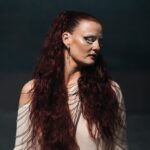 Irene Effe, la figlia di Zucchero torna con ‘Terra Bruciata’: “Con papà rapporto rifiorito”