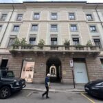 Milano, Kering acquista storico palazzo in Monte Napoleone per 1,3 miliardi