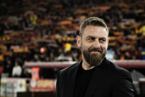 Roma, De Rossi: “Siamo tranquilli, i primi derby quelli più sofferti”