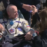 Spazio, l’atterraggio in Kazakistan della Soyuz