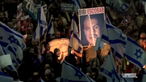 Tel Aviv, 100mila in piazza per rilascio ostaggi e dimissioni Netanyahu