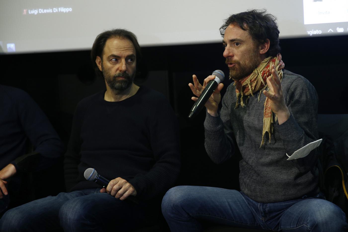 Attori italiani portano Netflix in tribunale: “Compensi inaccettabili”