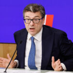Def, via libera dal Cdm: il Pil al +1%. Il debito viene indicato al 137,8%