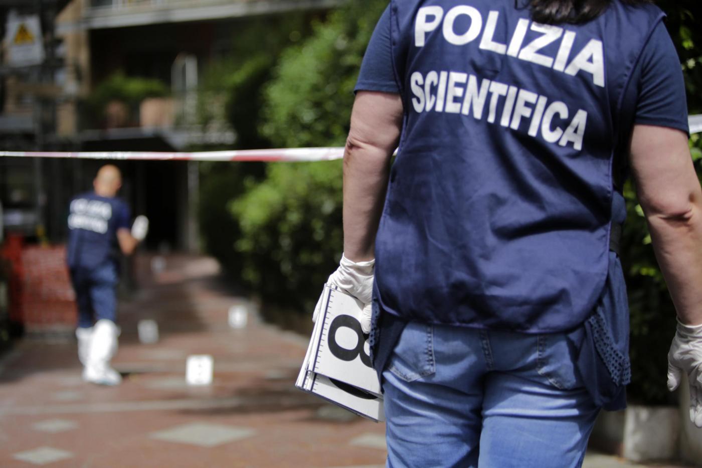 Aosta, ragazza trovata morta a La Salle è francese. Si cerca un giovane Aosta, ragazza trovata morta a La Salle è francese. Si cerca un giovane