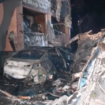 Ucraina, raid russo su Poltava: casa sventrata e auto bruciate